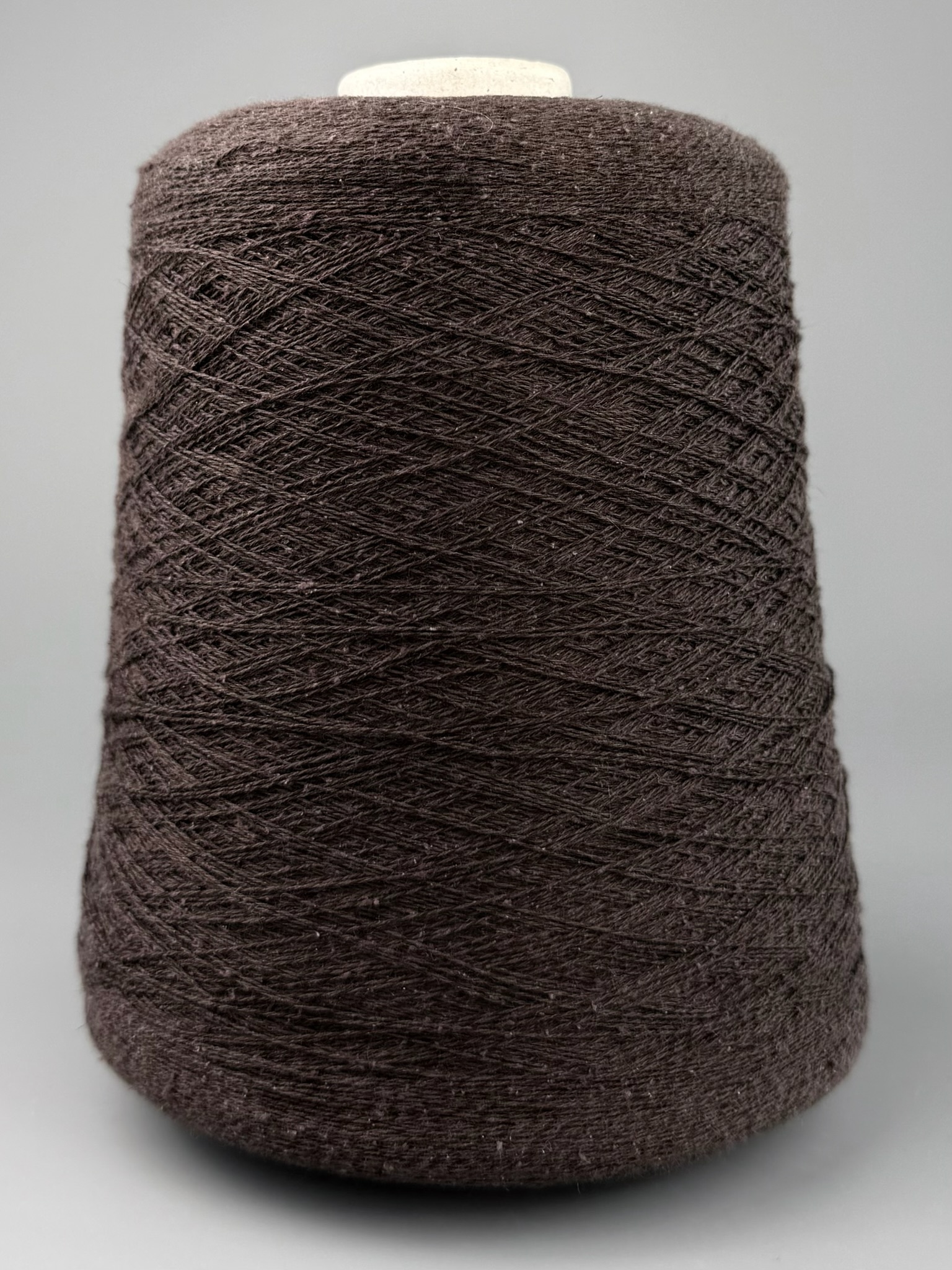 Toscano S.r.L. Art. Seta 854 Nm 2/30 – Filato seta, cotone, viscosa e lino col. Cioccolato fondente 1016 foto 2